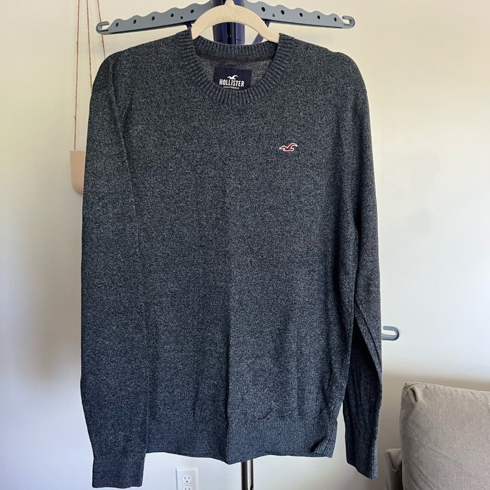 Hollister Navy Blue Men’s Sweater-XL